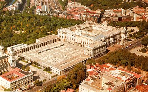 Royal Palace of Madrid, One of The Largest and Most Beautiful Castles ...