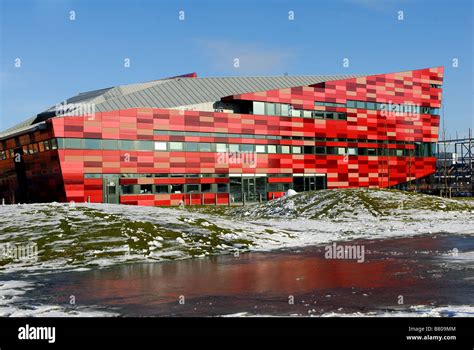 Jubilee Campus Nottingham University(amenities building Stock Photo - Alamy