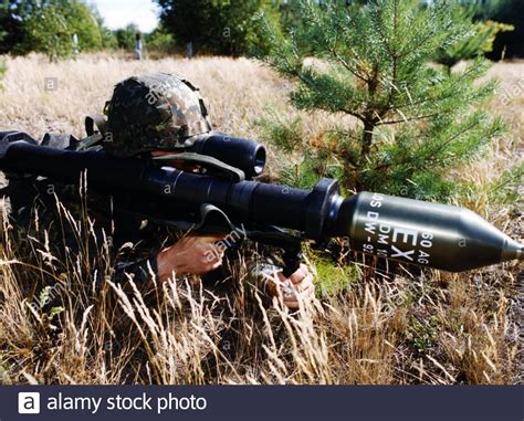 Anti tank weapons hi-res stock photography and images - Alamy