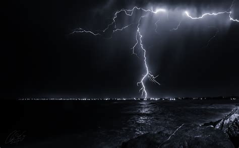 Nature night sky lightning sea ocean storm rain wallpaper | 3876x2410 | 632942 | WallpaperUP