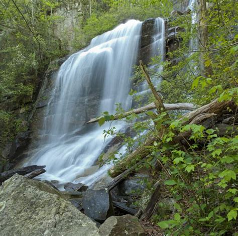 15 Amazing Waterfalls in South Carolina - The Crazy Tourist