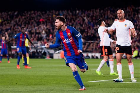 Barcelona vs. Valencia, 2017 La Liga: Final Score 4-2, Barça win tough ...