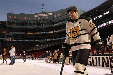 Bruins vs. Penguins Winter Classic 2023 prediction, odds