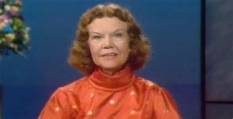 Kathryn Kuhlman Biography - Facts, Childhood, Family Life & Achievements