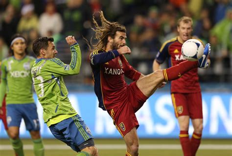 USA Soccer World Cup Profile: Midfielder Kyle Beckerman - CBS Boston