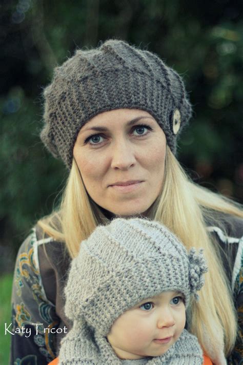 Knitting Pattern Hat - @Kym Samuels-Crow , can you make these for me??!! (my knit skills are ...