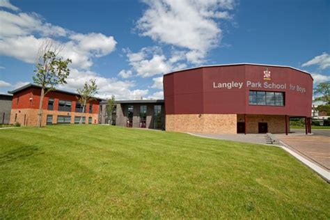 Best Secondary school in Kent - Langley Park School for Boys