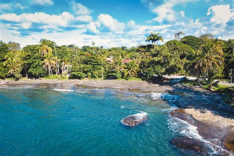 Cahuita Playa Round Rock Beach - Cahuita (Costa Rica)