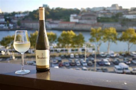 Wine tasting in Porto: where, when and how | Blog Portoalities | Provas de vinhos, Beba vinho ...