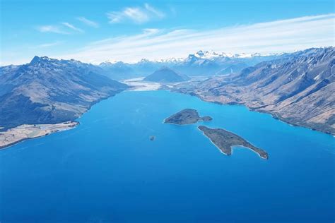 6 BEST Milford Sound Flights (and my personal favorite tour!)