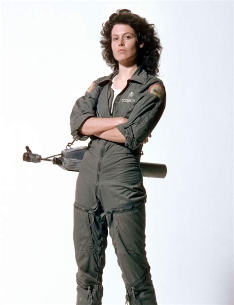 SIGOURNEYRULES : Sigourney Weaver movie Characters: Ellen Ripley 1979