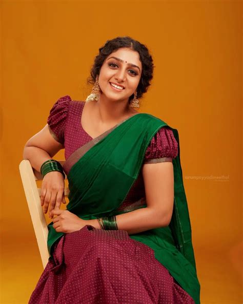 Mukundan Unni Associates Fame Aarsha Chandini Baiju's Photoshoot for ...