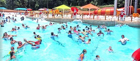 Stay Cool at the Best Water Parks in Atlanta - Atlanta Parent