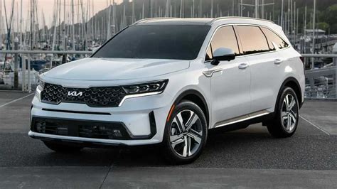 2022 Kia Sorento PHEV Has Three-Row Seating, 32 Miles Of EV Range