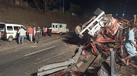 4 killed, 22 injured after truck hits bus on Mumbai-Bengaluru highway in Pune | Pune News - The ...