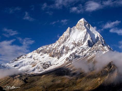 Shivling mountain | Mountains in india, Himalayas, Wonder