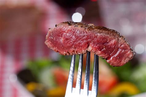 What is a Blue Steak? How to Cook It! Is it Safe to Eat?