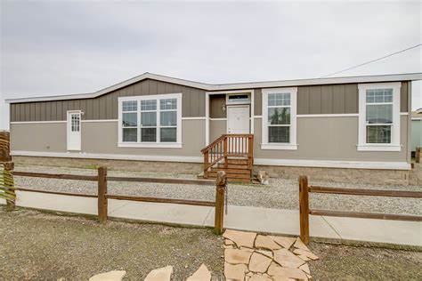 Champion California 3 Bedroom Manufactured Home Yosemite 2964 for $207,900 | Model YO2964B from ...