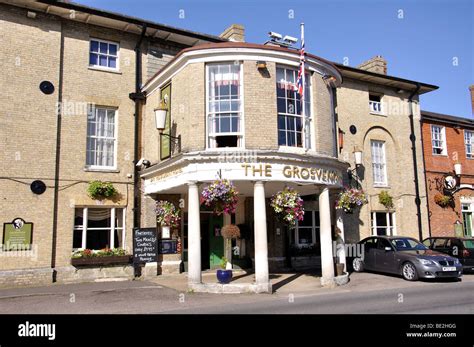 The Grosvenor Hotel, High Street, Stockbridge, Hampshire, England, United Kingdom Stock Photo ...