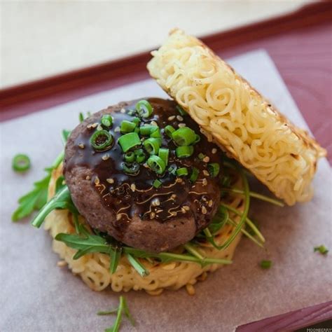 Recipe :: Ramen Burger - The Moonberry BlogThe Moonberry Blog