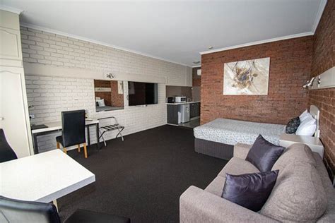 ALBURY TOWNHOUSE MOTEL - Prices & Reviews (Australia)