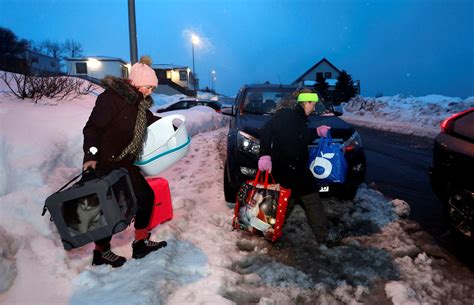 Some evacuation areas now deemed safe - Iceland Monitor