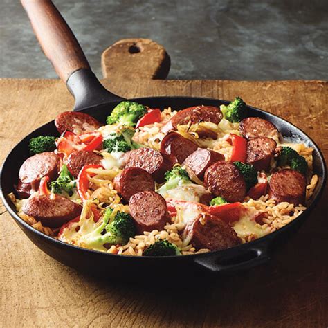 Hillshire Farms Easy Smoked Sausage Skillet Recipe - (3.8/5)