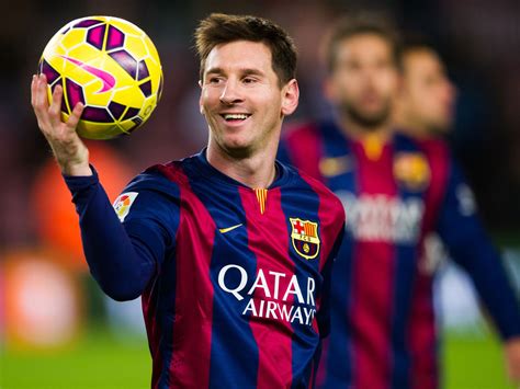 Lionel Messi: Barcelona star responds to Cristiano Ronaldo's hat-trick ...