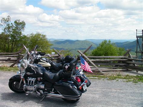 Motorcycle Rides Along The Blue Ridge Parkway | Reviewmotors.co