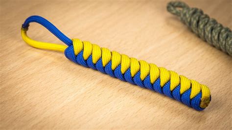 How to Make A Paracord Lanyard: DIY Coiled Paracord Lanyard