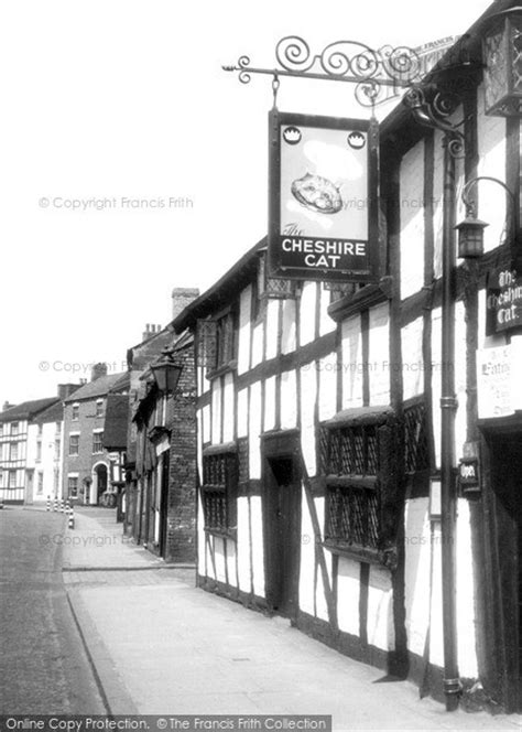 Photo of Nantwich, The Cheshire Cat, Welsh Row c.1960