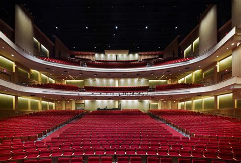 Gallery of The Durham Performing Arts Center / Szostak Design - 33