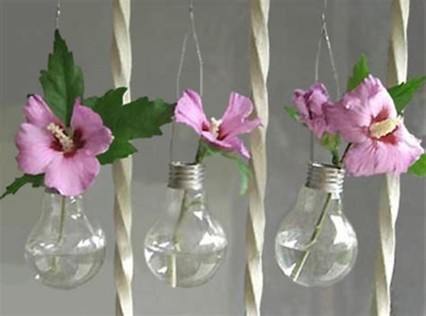 35 Clever Craft Ideas Using Light Bulbs | HubPages