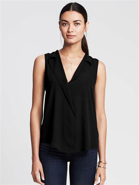 Banana republic Draped Sleeveless Blouse in Black | Lyst