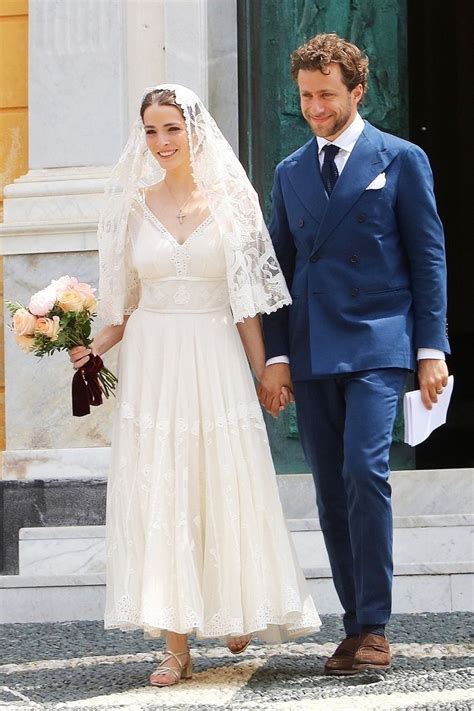 Anna Wintour's Daughter Wore the Prettiest Dress for Her Second Wedding ...