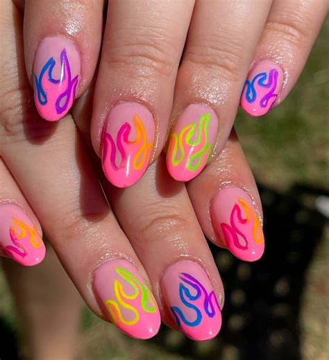 35+ Bold & Beautiful Designs For Neon Purple Nails