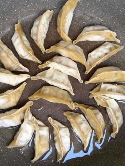 Gyoza Noodle Soup {15 Minute Meal}