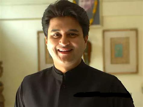 Jyotiraditya Scindia removes Congress from his Twitter bio - KalingaTV