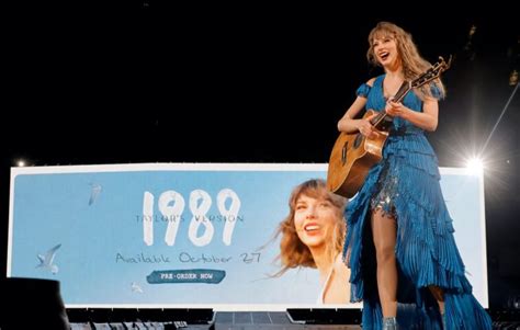 Streams of Taylor Swift's '1989' double after new version announced