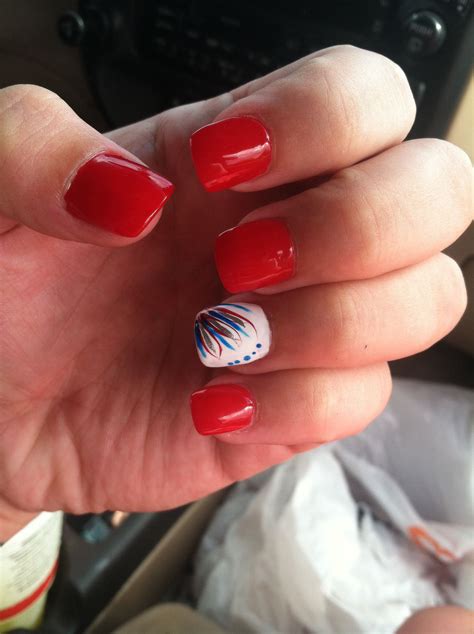 Red white and blue nails 🔴⚪️🔵 | Blue nails, Red white blue nails, Nails