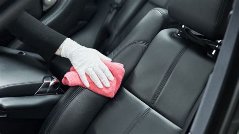 Best way of cleaning leather car seats — explained | REREV