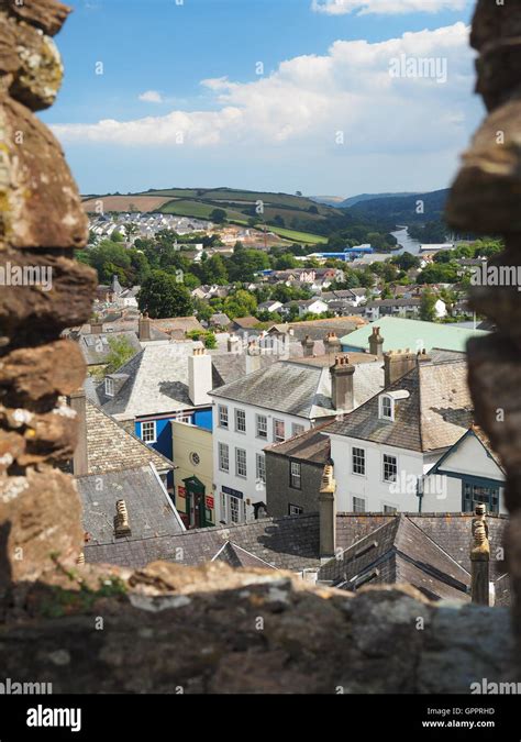 Totnes castle hi-res stock photography and images - Alamy