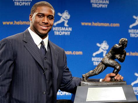 Heisman Trust Issues Statement Regarding Push To Return Heisman Trophy ...