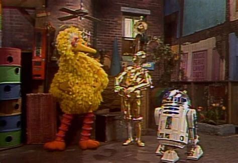 Sesame Rewind: C-3PO and R2-D2 Land on Sesame Street - ToughPigs