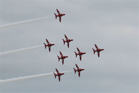 The REd Arrows in formation - Non-weather related photos - Netweather Community Forums