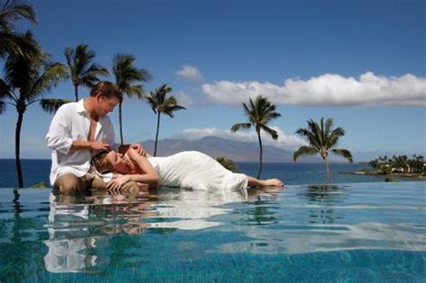 10 Best Honeymoon Spots in Hawaii