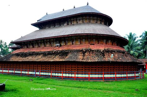 Madhur Temple is located 7 km from Kasaragod, Kerala | Ancient indian architecture, South africa ...