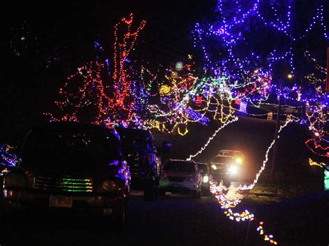 Rock Spring Park's Christmas lights display attracts thousands