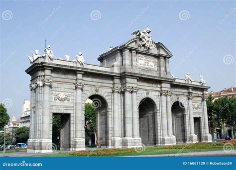 Puerta de Alcala stock image. Image of europe, destination - 16061129