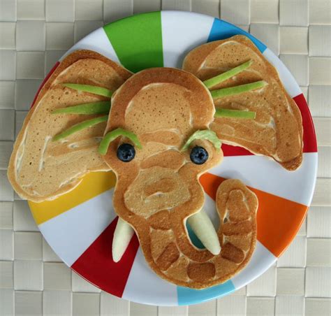 12 FriedEggs And Design Pancakes Funny Photo - Fun Pancake Designs, Cute Pancake Designs and ...